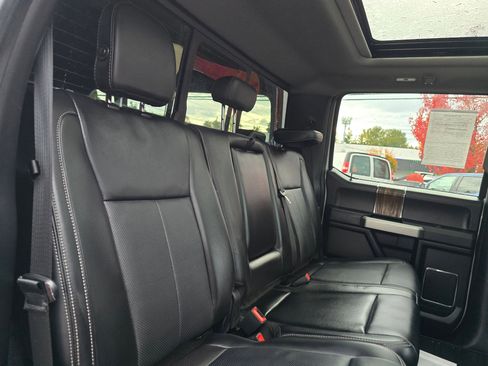 Used 2019 Ford F150 Lariat w/ Equipment Group 502A Luxury image 12