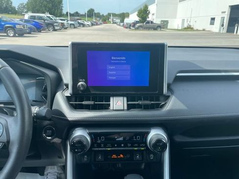 Used 2023 Toyota RAV4 XLE w/ Convenience Package AWD/4WD image 12