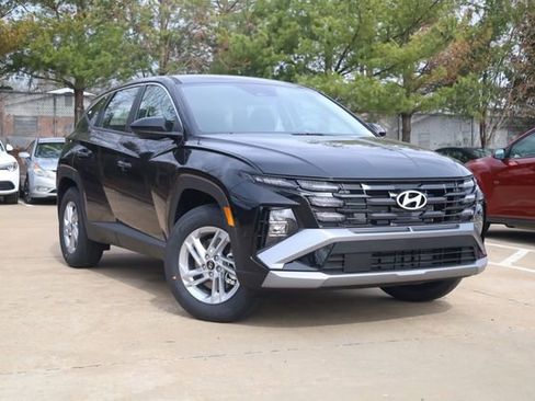 New 2026 Hyundai Tucson SE FWD image 2