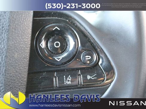 Used 2021 Toyota Prius Prime LE image 27