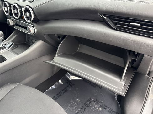 Used 2024 Nissan Sentra SV image 33