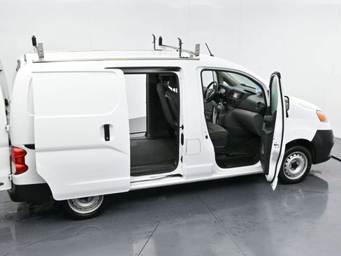 Used 2019 Nissan NV200 S image 29
