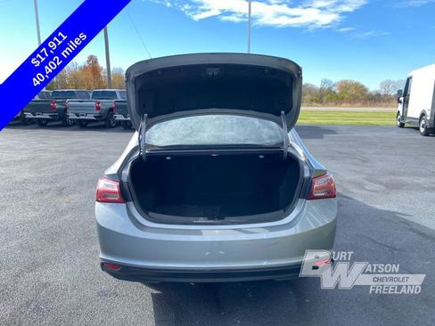 Used 2023 Chevrolet Malibu LT image 13