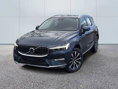 Used 2023 Volvo XC60 B5 Plus w/ Climate Package