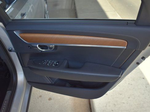 Used 2018 Volvo S90 T6 Inscription w/ Convenience Package AWD/4WD image 31