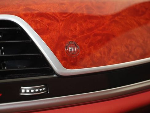 Used 2022 BMW ALPINA B7 xDrive w/ Luxury Rear Seating Package image 58