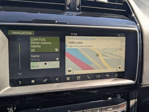 Used 2018 Jaguar F-PACE R-Sport image 9