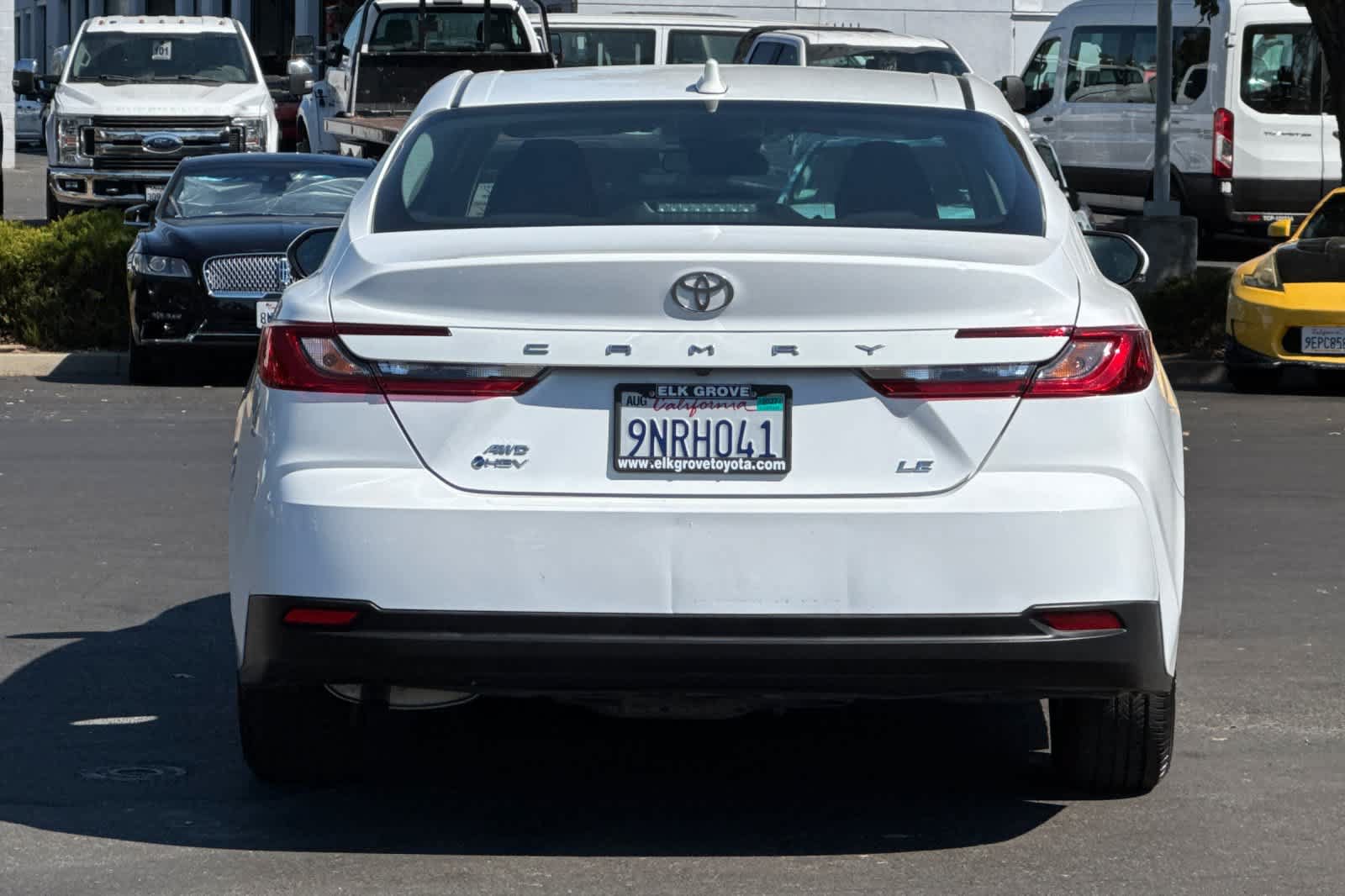 Used 2025 Toyota Camry LE AWD/4WD image 7