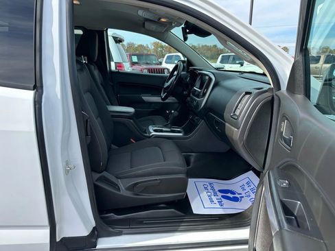 Used 2021 Chevrolet Colorado LT w/ Fleet Safety Package image 11