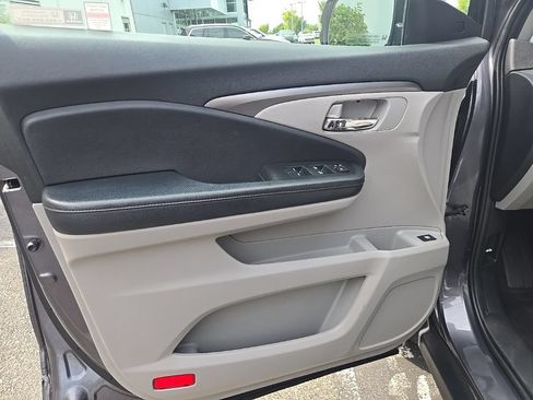 Used 2019 Honda Pilot EX image 27