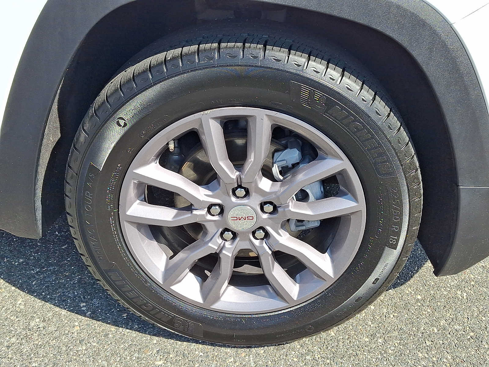 Used 2024 GMC Terrain SLT AWD/4WD image 8