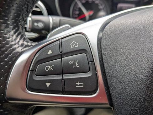 Used 2018 Mercedes-Benz C 300 4MATIC Sedan image 20