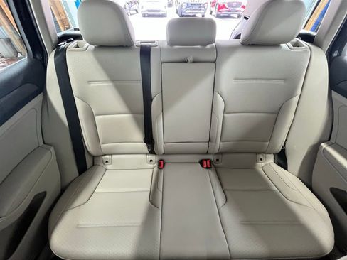 Certified 2019 Volkswagen Golf SE image 27