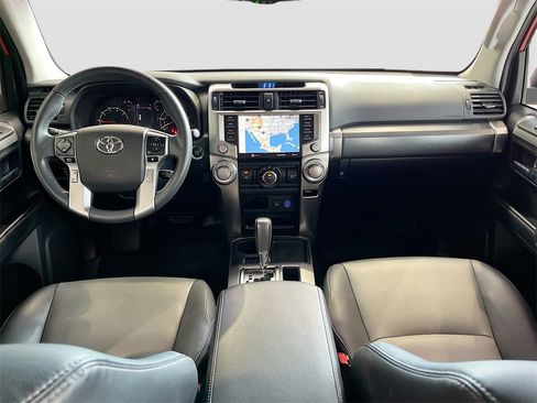 Used 2022 Toyota 4Runner SR5 Premium image 23