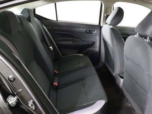 Used 2025 Nissan Versa S FWD image 29