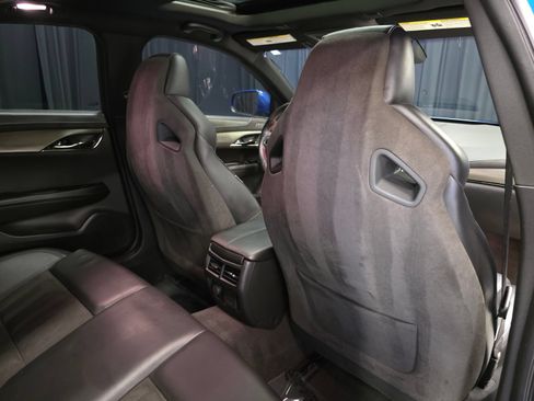 Used 2018 Cadillac ATS V w/ Luxury Package RWD image 43