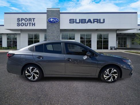 Used 2024 Subaru Legacy Premium image 2