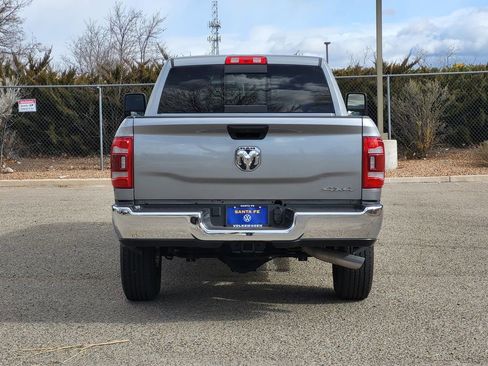 Used 2024 RAM 2500 Tradesman w/ Chrome Appearance Group image 6