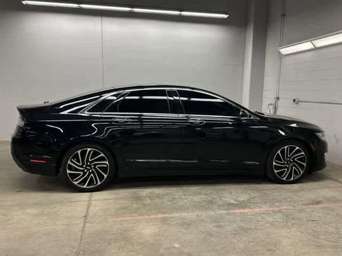 Used 2020 Lincoln MKZ Reserve w/ Elements Package AWD/4WD image 3