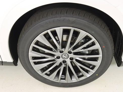 New 2026 Lexus RX 450h AWD image 9