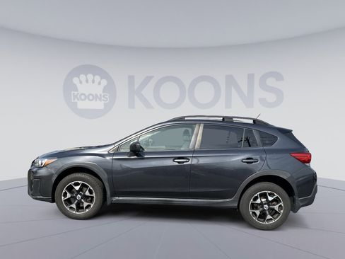 Used 2018 Subaru Crosstrek 2.0i image 2