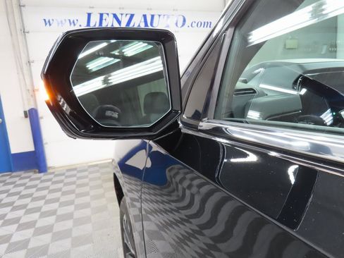 Used 2025 Chevrolet Suburban High Country w/ Sun And Tow Package image 73