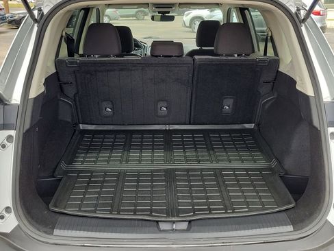 Used 2023 Nissan Rogue SV FWD image 12