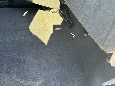 Used 2022 Chevrolet Silverado 3500 LT w/ Convenience Package image 13