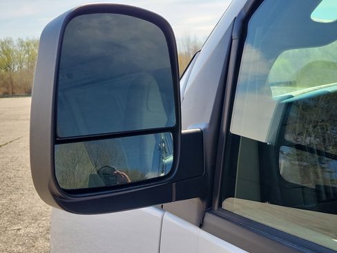 New 2026 GMC Savana 3500 Extended RWD image 13