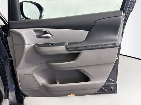 Used 2016 Honda Odyssey EX image 29