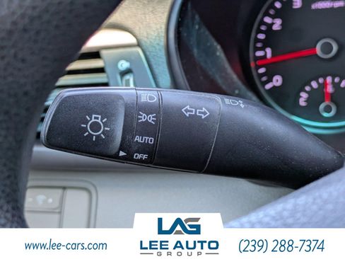 Used 2016 Kia Optima LX image 23