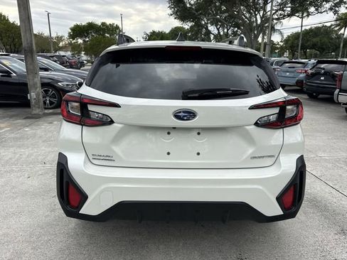 Used 2025 Subaru Crosstrek 2.0i Premium AWD/4WD image 24