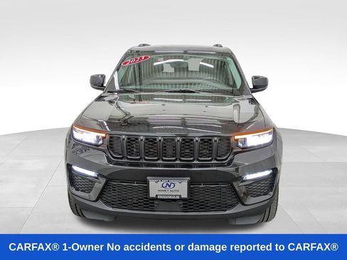 Used 2023 Jeep Grand Cherokee Limited w/ Black Appearance Package AWD/4WD image 35