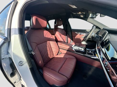 New 2026 BMW i7 eDrive50 w/ M Sport Package RWD image 21