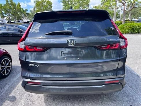 Used 2023 Honda CR-V EX image 7