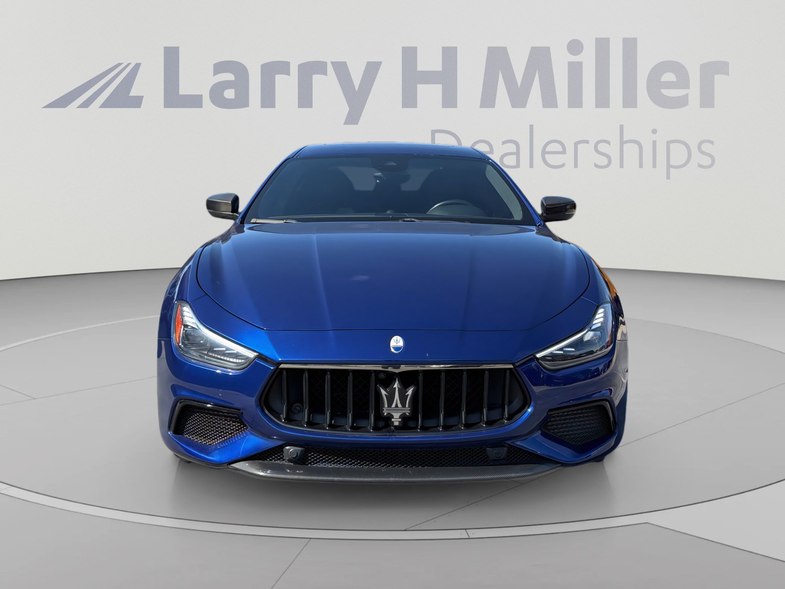 Used 2023 Maserati Ghibli Modena Q4 AWD/4WD image 8