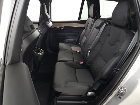 Certified 2025 Volvo XC90 B5 Plus AWD/4WD image 34