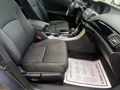 Used 2017 Honda Accord LX image 14