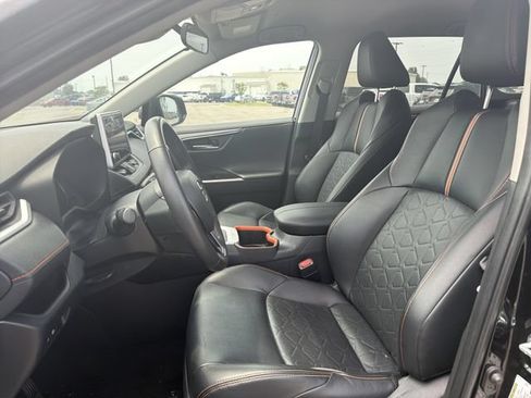 Used 2024 Toyota RAV4 Adventure AWD/4WD image 9