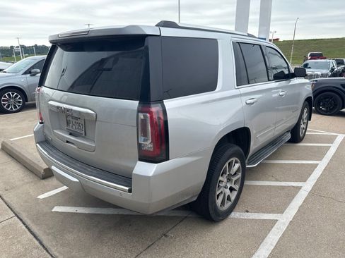 Used 2018 GMC Yukon Denali RWD image 5