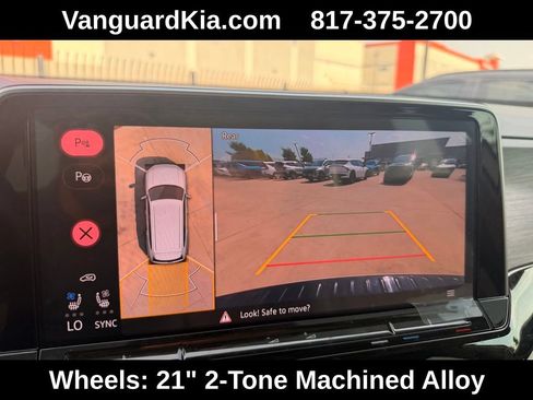 Used 2024 Volkswagen Atlas SEL Premium R-Line AWD/4WD image 22
