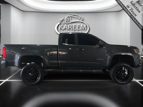 Used 2017 Chevrolet Colorado W/T w/ WT Convenience Package image 4