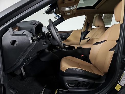 Used 2025 Lexus ES 350 w/ Premium Package FWD image 15