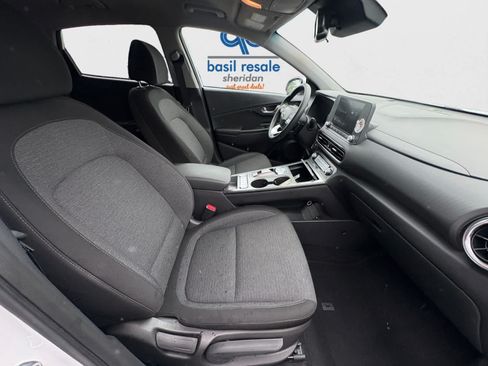 Used 2023 Hyundai Kona SE FWD image 20