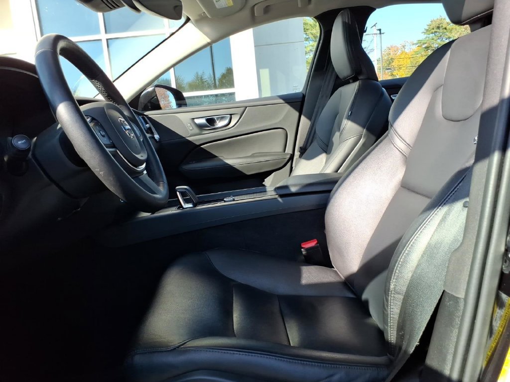 Used 2024 Volvo S60 B5 Core w/ Climate Package FWD image 13