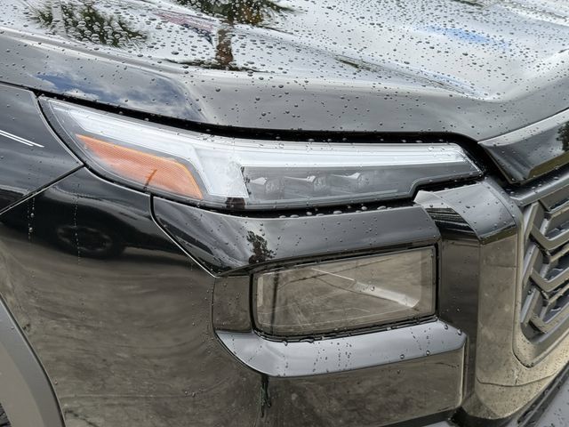 Certified 2026 Subaru Outback Limited AWD/4WD image 8