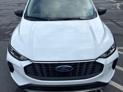 Used 2025 Ford Escape Active FWD image 7