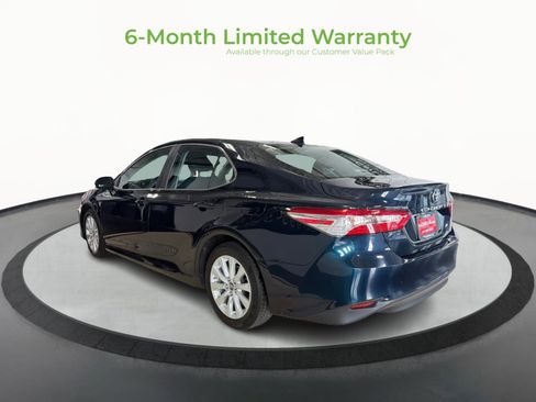 Used 2019 Toyota Camry LE FWD image 5
