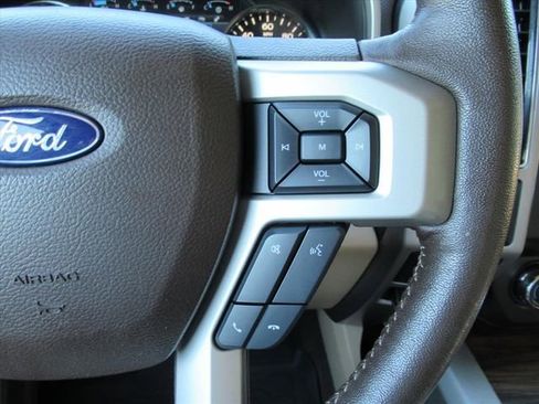 Used 2019 Ford F150 Lariat AWD/4WD image 23