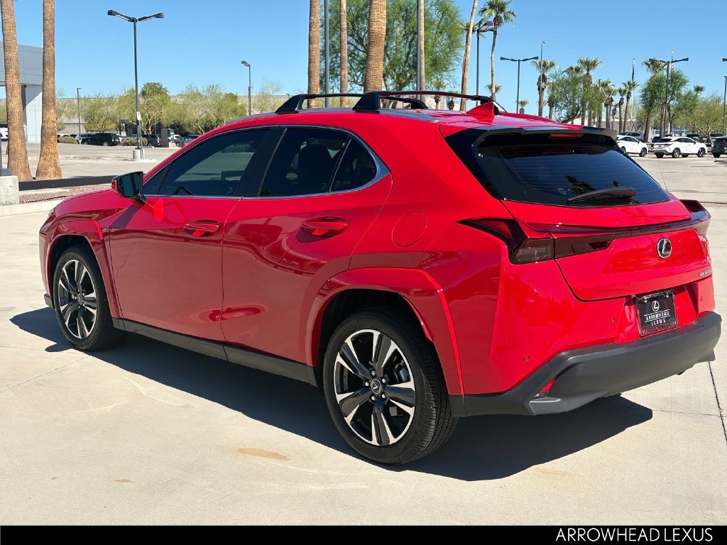 Used 2025 Lexus UX 300h FWD w/ Accessory Package (Z2) image 4